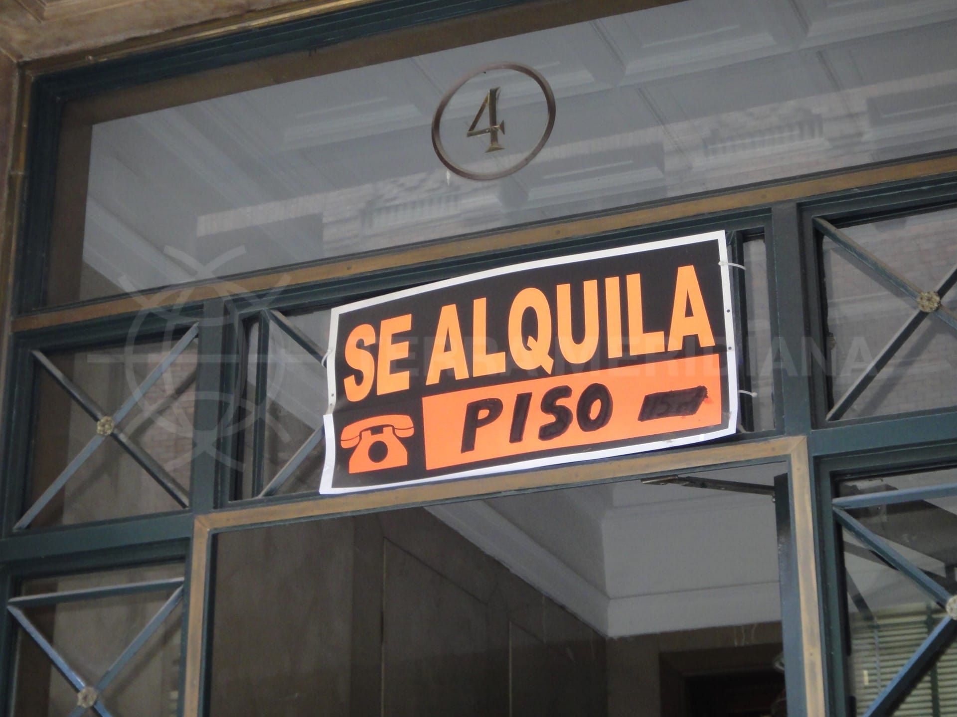 Se alquila
