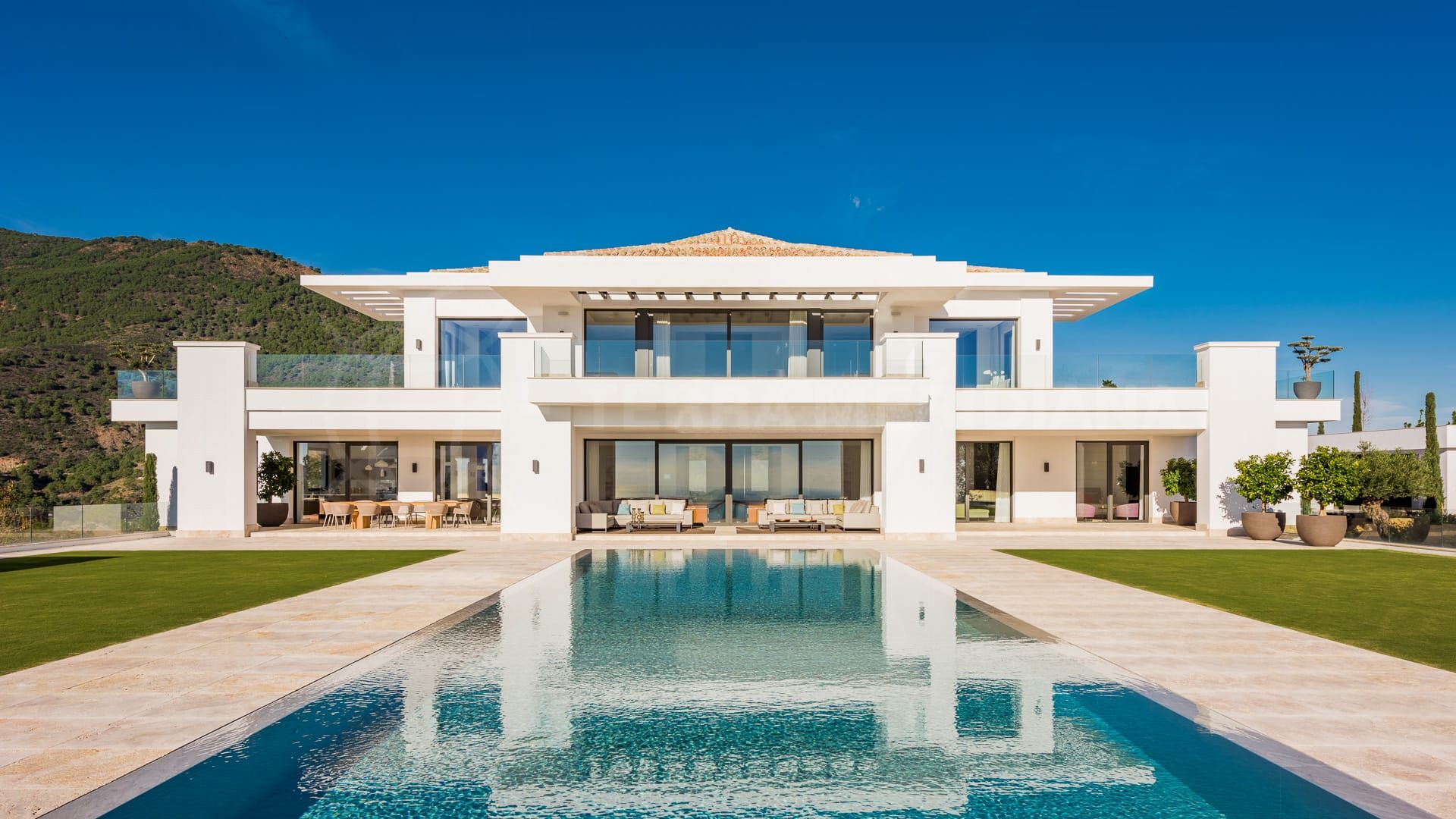 Heaven 11 newbuild, modern villa in La Zagaleta, Benahavís