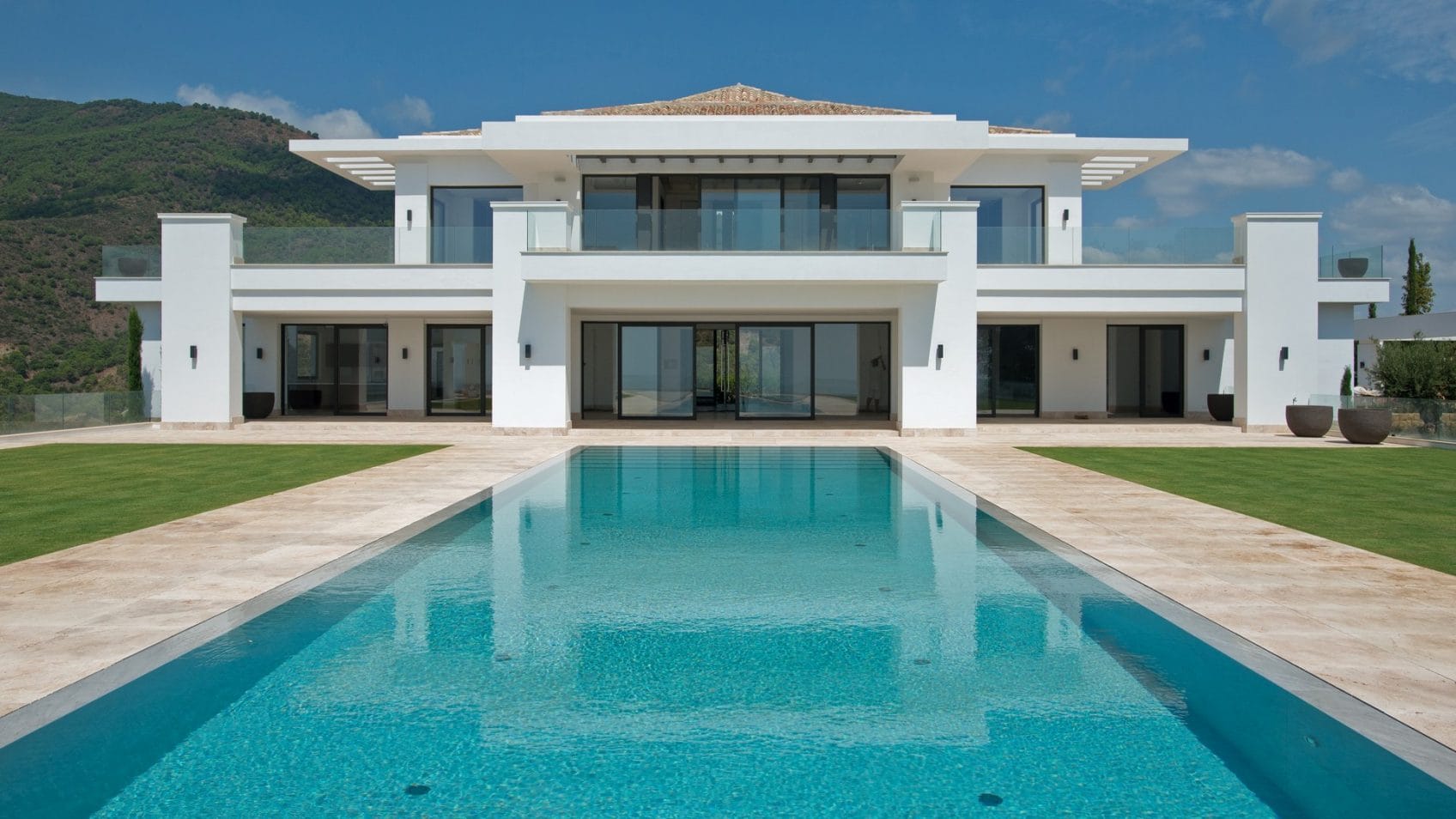 Heaven 11 newbuild, modern villa in La Zagaleta, Benahavís