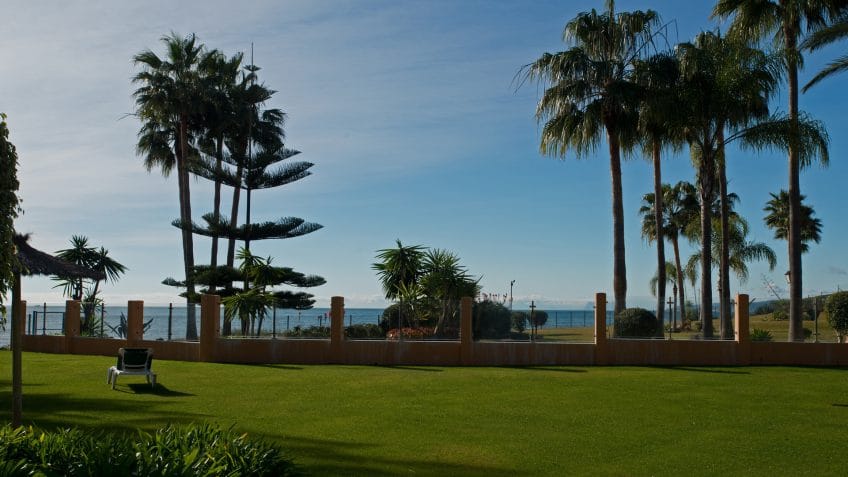 Riviera Andaluza, en primera línea de un playa idílica en Estepona