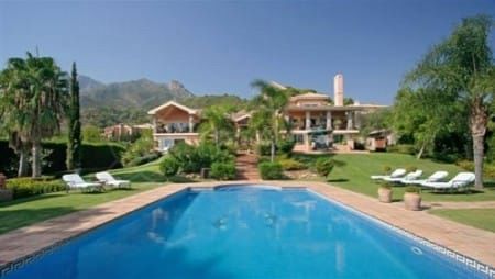 Property in Cascada de Camojan: A perfect choice for tranquil luxury living in Marbella