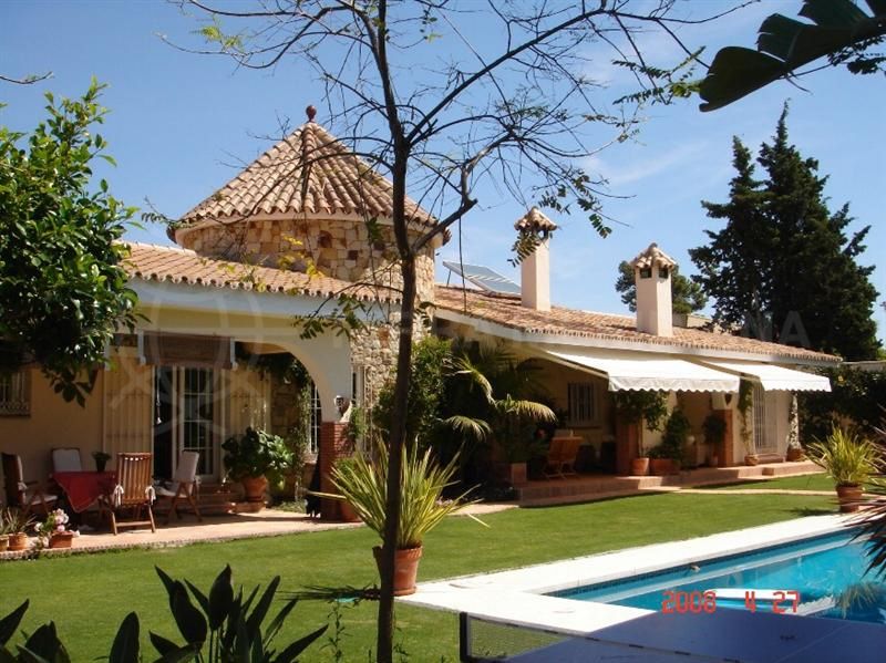 Foreigners in their droves snap up great-value Spanish properties