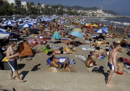 España recibe un número récord de turistas en 2014