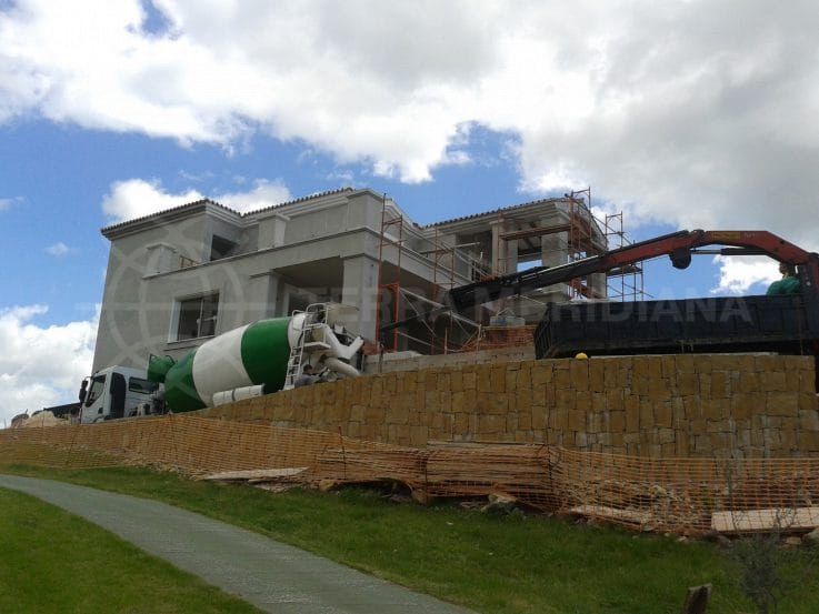 Villa Tranquilla: finishing the exterior