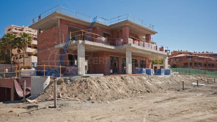 Stage 6: Constructing the exterior walls