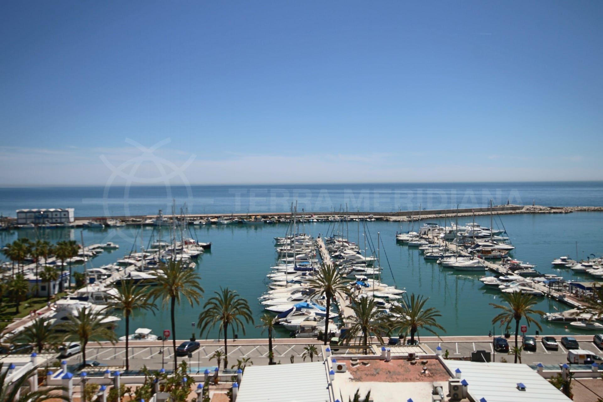 Guia de Puerto Deportivo de Estepona | Vivir en el Puerto Deportivo de Estepona