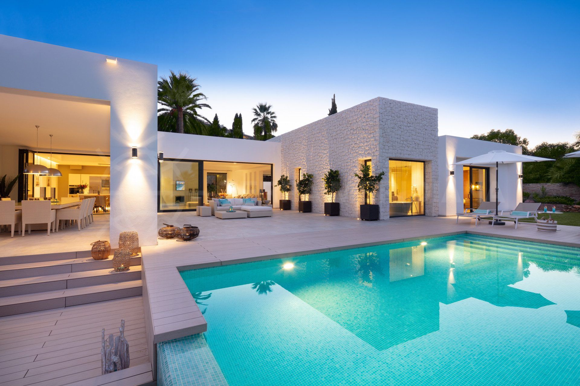 villas modernas en nueva andalucia