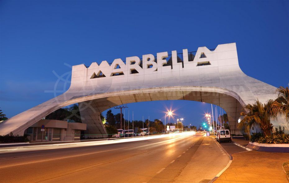 Marbella-entrance buying property