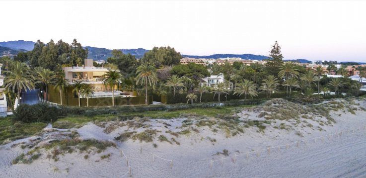 Best of three: large plots for sale in Marbella to build the home of your dreams